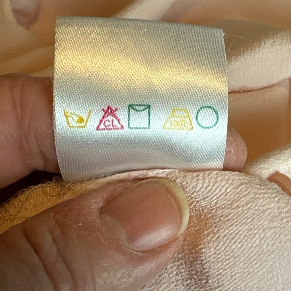 Pink 100% silk loose fit crepe de chine short sleeve blouse with neck detail - Picture 12 of 13